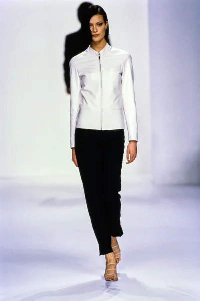 Look 27
